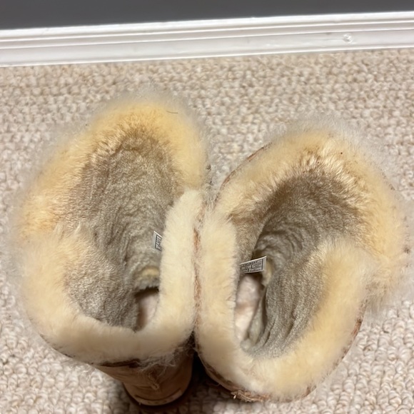 Ugg Boots - Woman’s Size 6 - Picture 10 of 15
